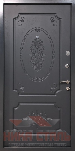 Серая дверь в квартиру Серая дверь в квартиру