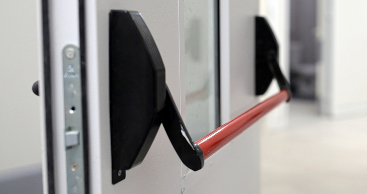 Как выбрать пожаробезопасные двери в жилище? Как выбрать пожаробезопасные двери в жилище?